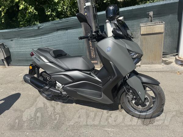Yamaha - x max