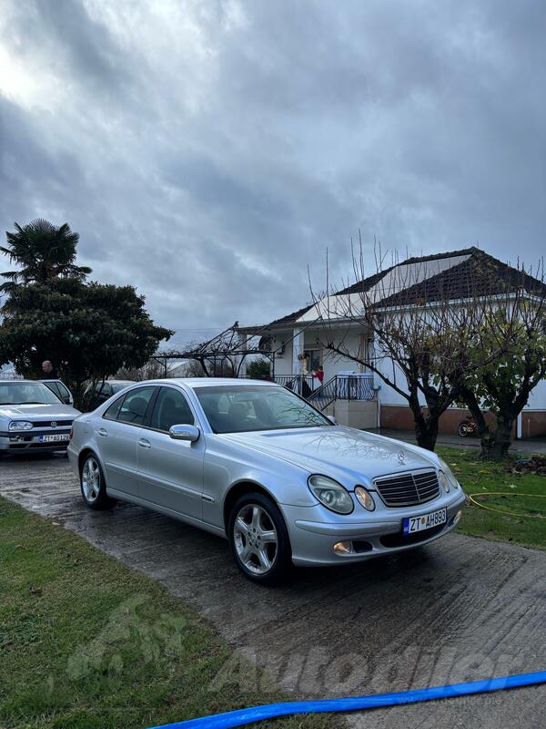 Mercedes Benz - E 220 - 2.2cdi