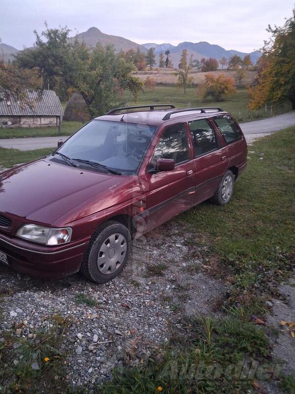 Ford - Escort - 1.6