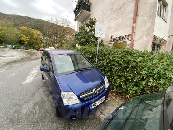 Opel - Meriva - 1.6 benzin