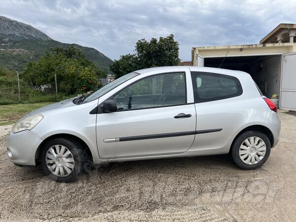 Renault - Clio - 1.5 DCI