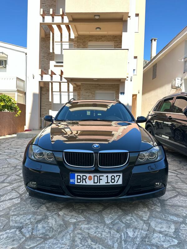 BMW - 320 - 2.0