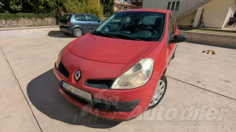 Renault - Clio - 3 1.2 16V Grandtour