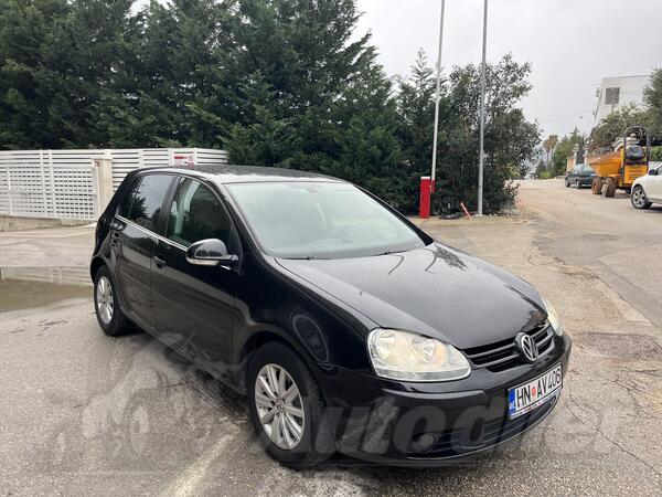 Volkswagen - Golf 5 - 2.0 FSI benzin automatik