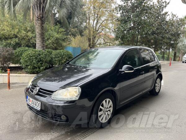 Volkswagen - Golf 5 - 2.0 FSI benzin automatik