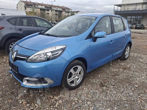 Renault - Scenic - 1.5 dci