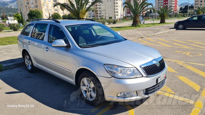 Škoda - Octavia - 1.6