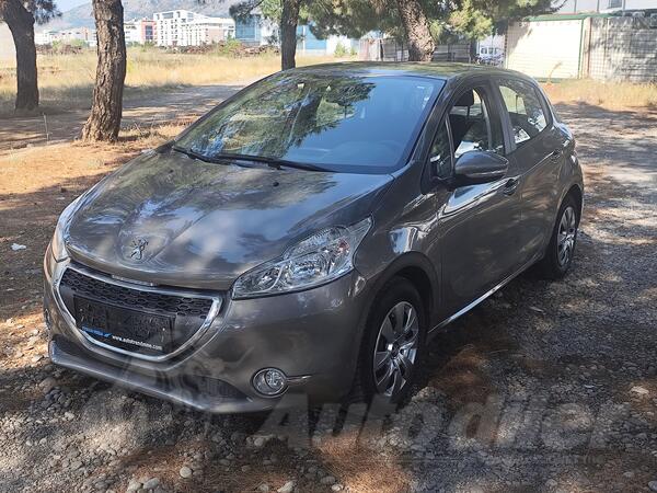 Peugeot - 208 - 1.0 Benzin