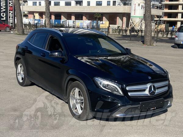Mercedes Benz - GLA 220 - AMG