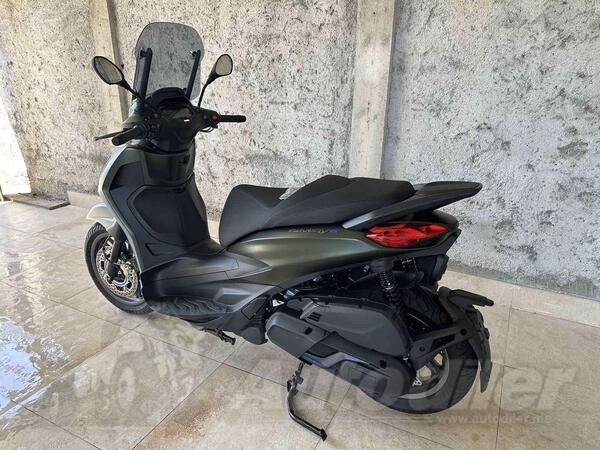 Piaggio - Beverly s 400 hpe