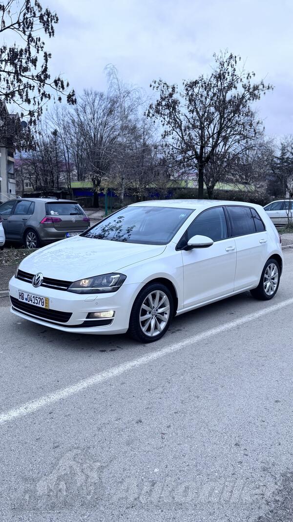 Volkswagen - Golf 7 - 2.0 Oryx White Pearl
