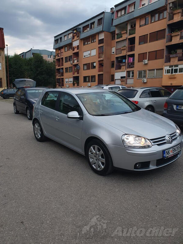 Volkswagen - Golf 5 - 1.9