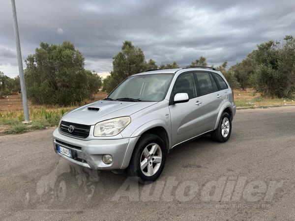 U djelovima Toyota - RAV 4 20