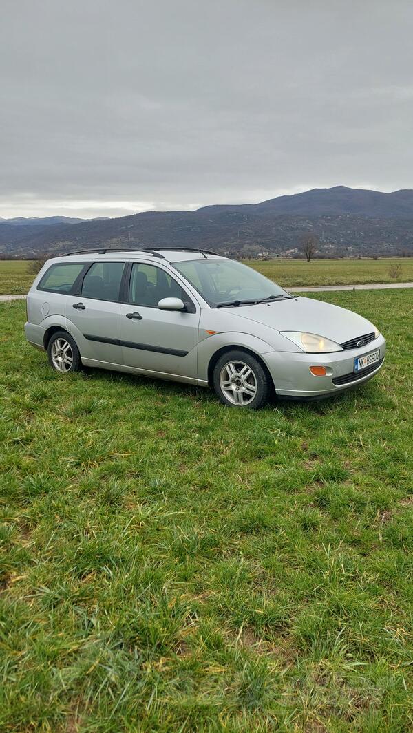 Ford - Focus - 1.8tddi