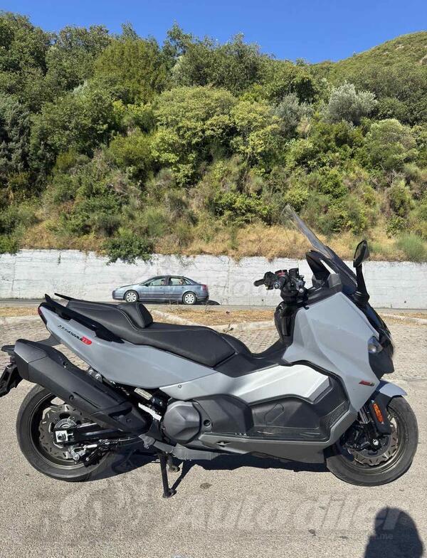 SYM - 508  maxsym tl