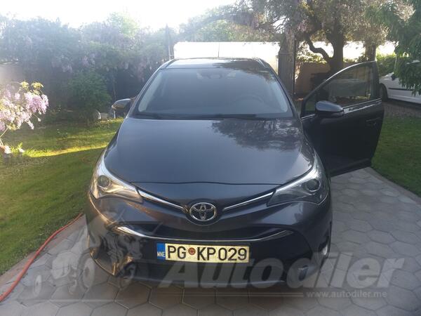 Toyota - Avensis - 1.6 D-4D karavan