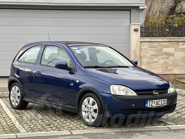 Opel - Corsa - 1.2 i