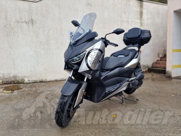 Yamaha - X-Max