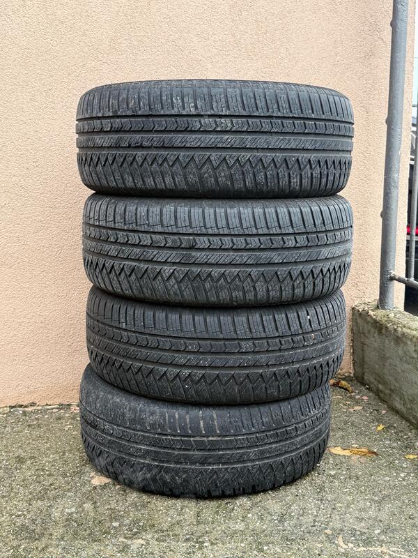 Sailun - atrezzo - Univerzalna guma