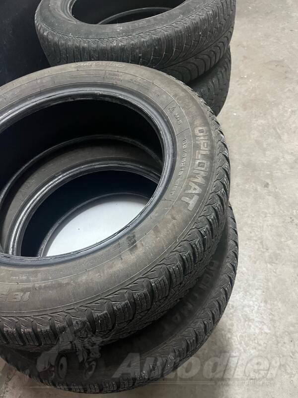 Ostalo - Diplomat - Univerzalna guma