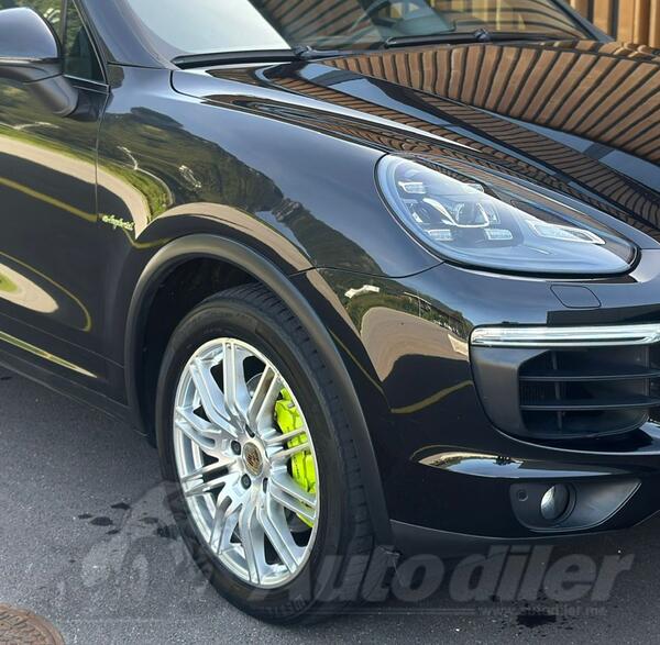 Fabričke felne i WESTLAKE gume