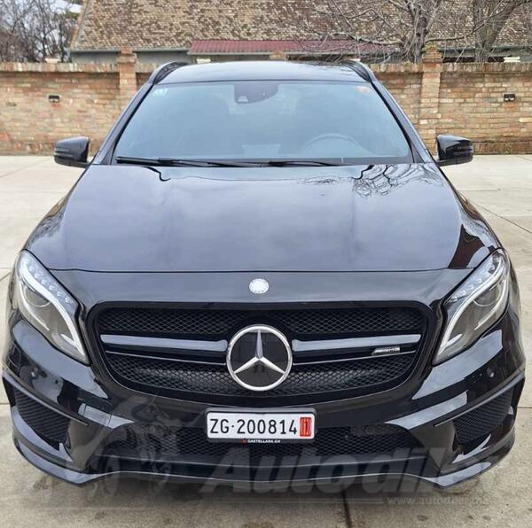 Mercedes Benz - GLA 45 AMG