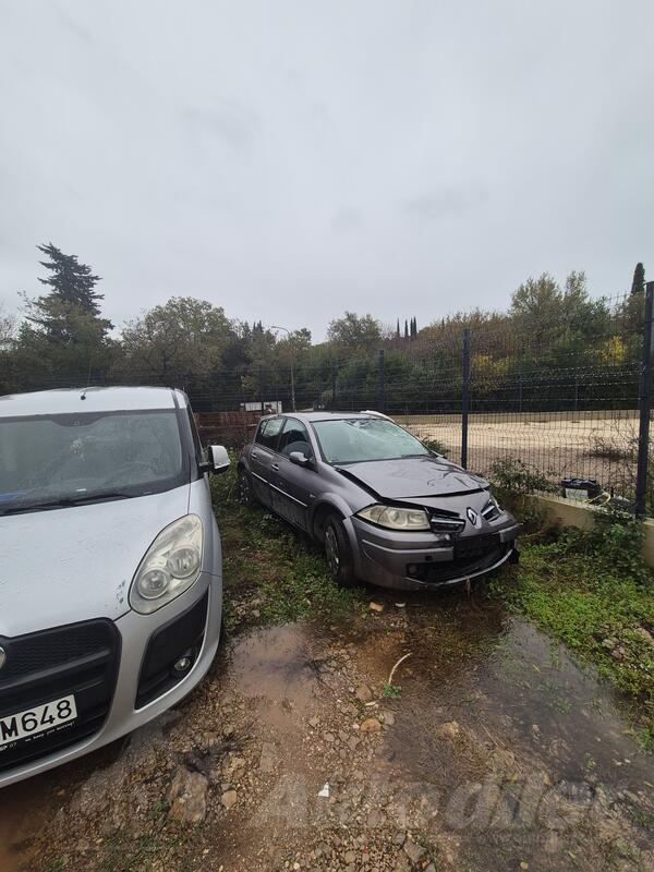 Renault - Megane - 1.9 dci