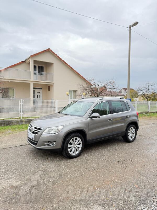 Volkswagen - Tiguan - 2.0 TDI 4 MOTION 4X4