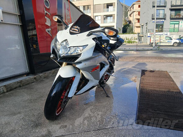 Suzuki - GSX-R 600 LO