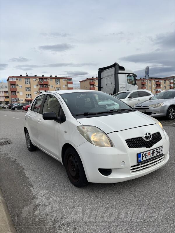 Toyota - Yaris - 1.3I16v