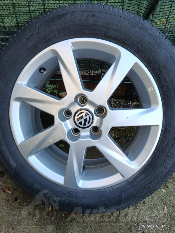 Fabričke rims and mischelin tires