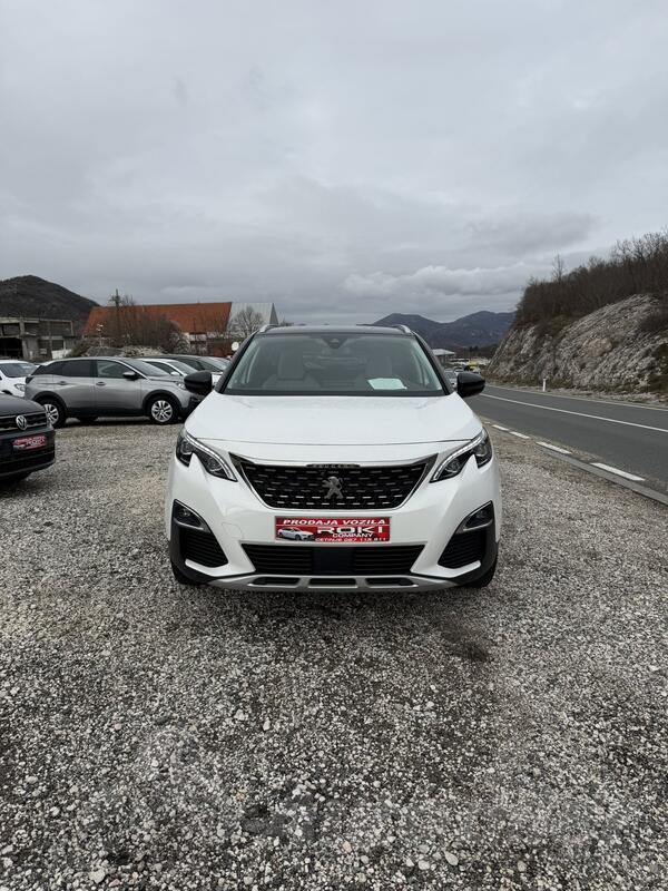 Peugeot - 5008 - 1.5 HDI.AUTOMATIK.ALLURE