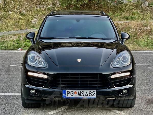 Porsche - Cayenne - GTS