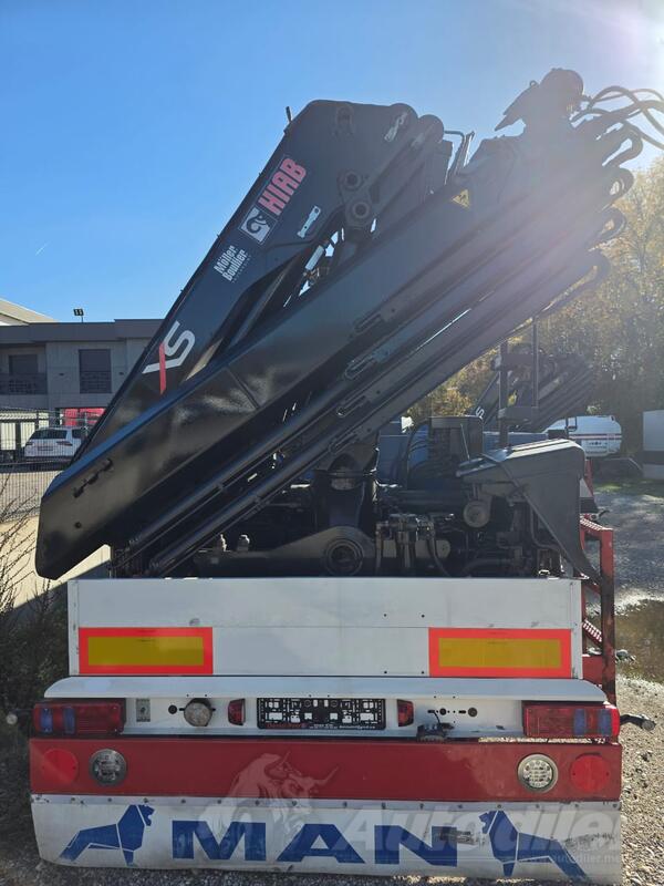 Mercedes Benz - 144 122