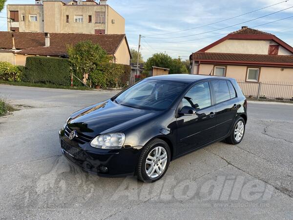 Volkswagen - Golf 5 - 1.9 TDI