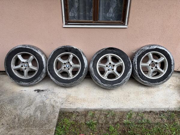 Ronal felne i tigar gume