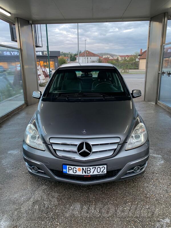 Mercedes Benz - B 200 - 2.0 turbo automatski menjač