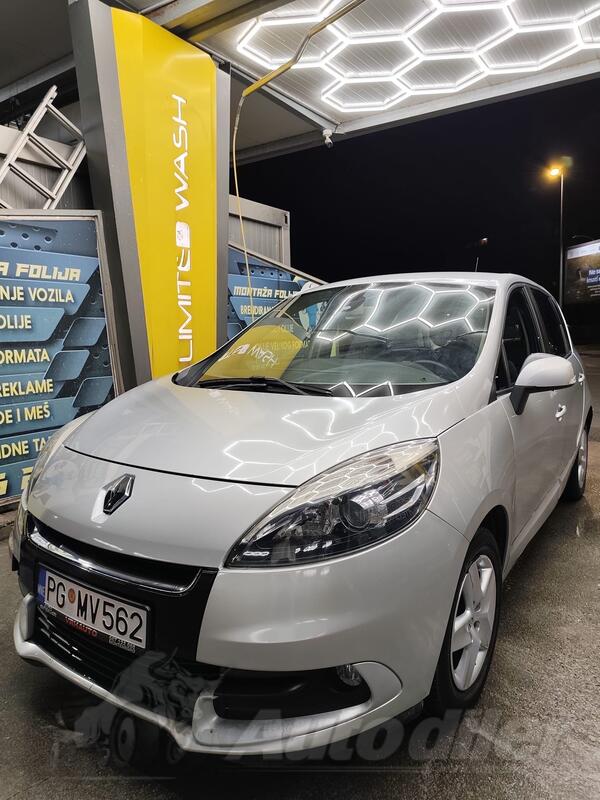 Renault - Scenic - 1.5