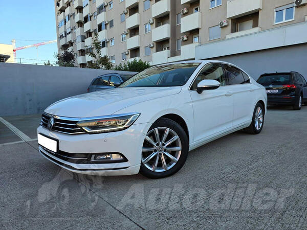 Volkswagen - Passat - 2.0 TDI DSG Matrix LED