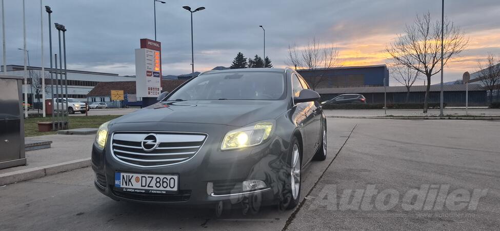 Opel - Insignia - 2.0