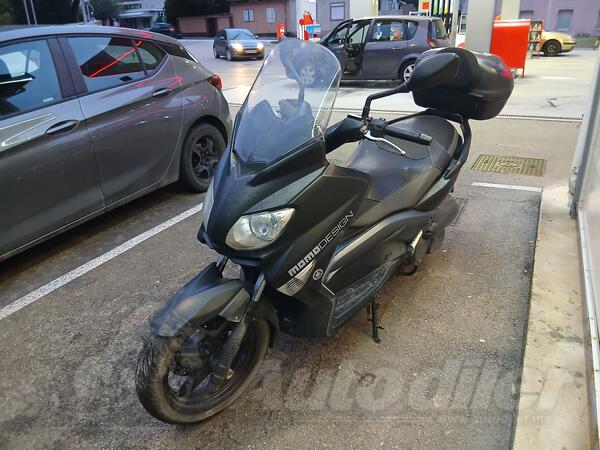 Yamaha - X-MAX MOMO MOMO DESING