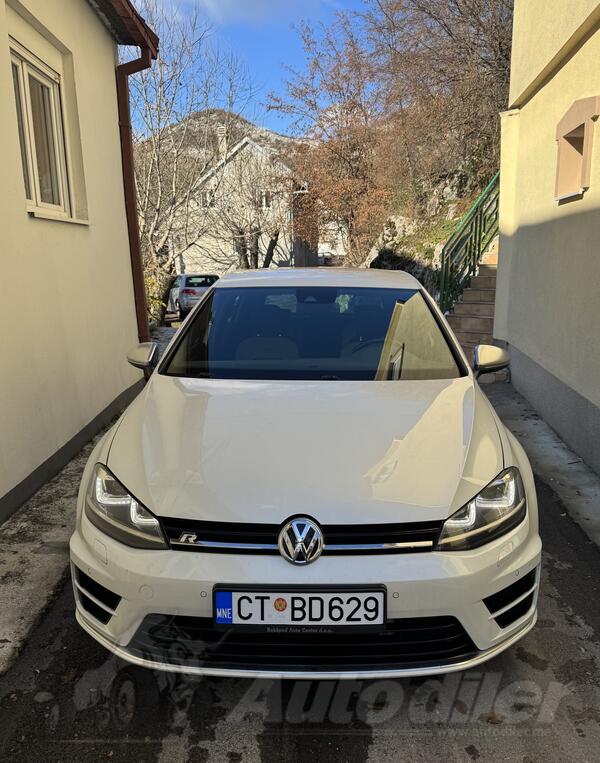 Volkswagen - Golf 7 - R