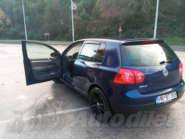Volkswagen - Golf 5 - 2.0TDI