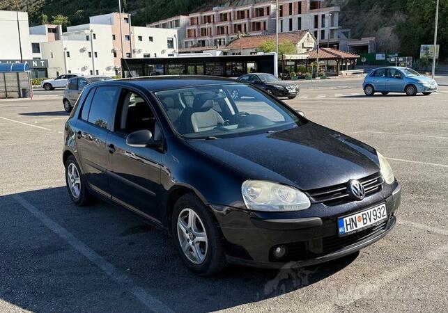 Volkswagen - Golf 5 - 1.6 FSI