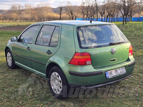 Volkswagen - Golf 4 - SR