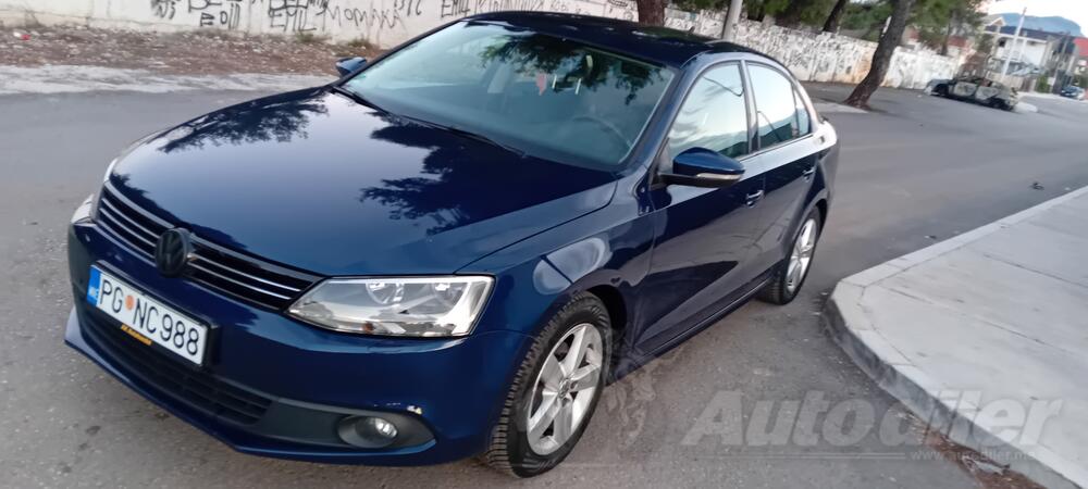 Volkswagen - Jetta - 1.6 tdi
