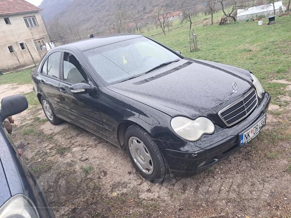 Mercedes Benz - C 220