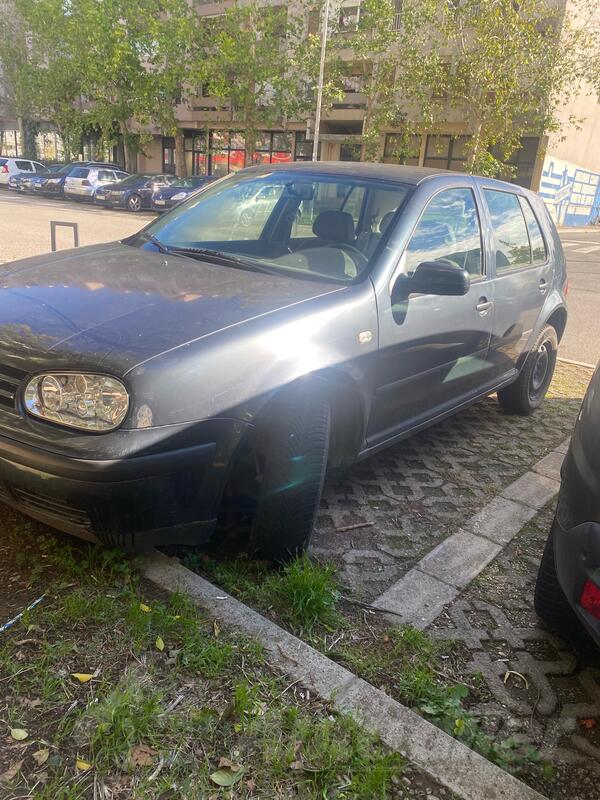 Volkswagen - Golf 4 - 1.9 TDI
