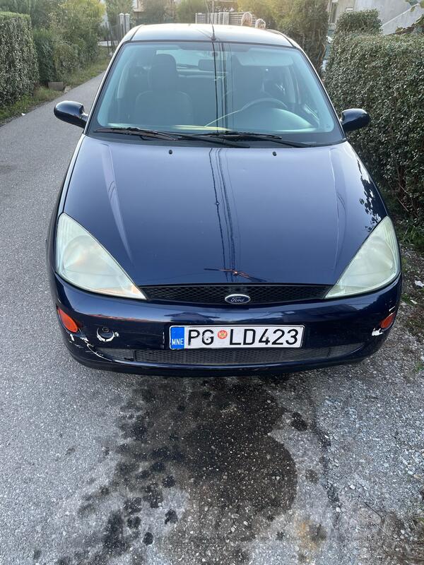 Ford - Focus - 1.6 16v benzin