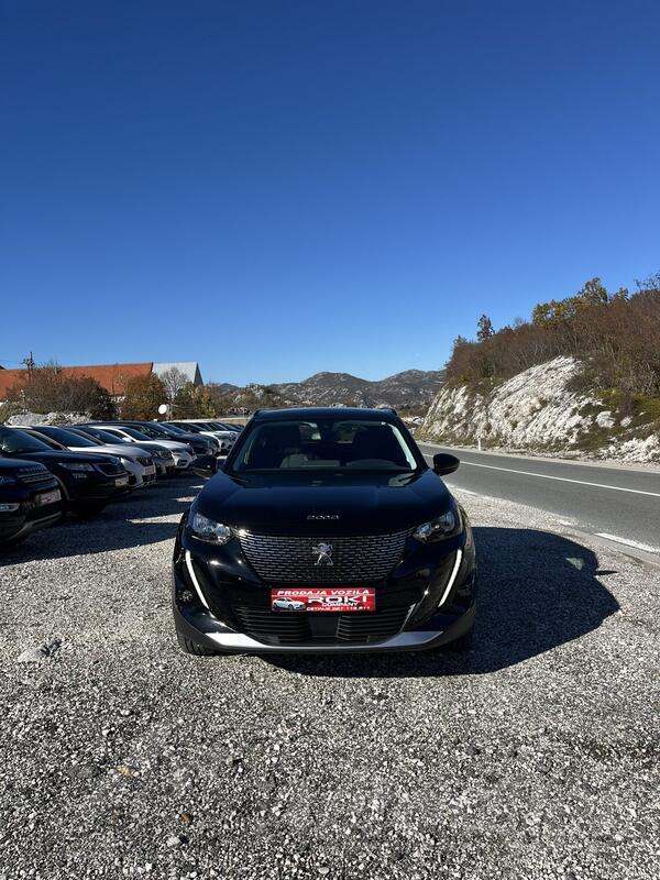 Peugeot - 2008 - 1.5 HDI.AUTOMATIK-ALLURE